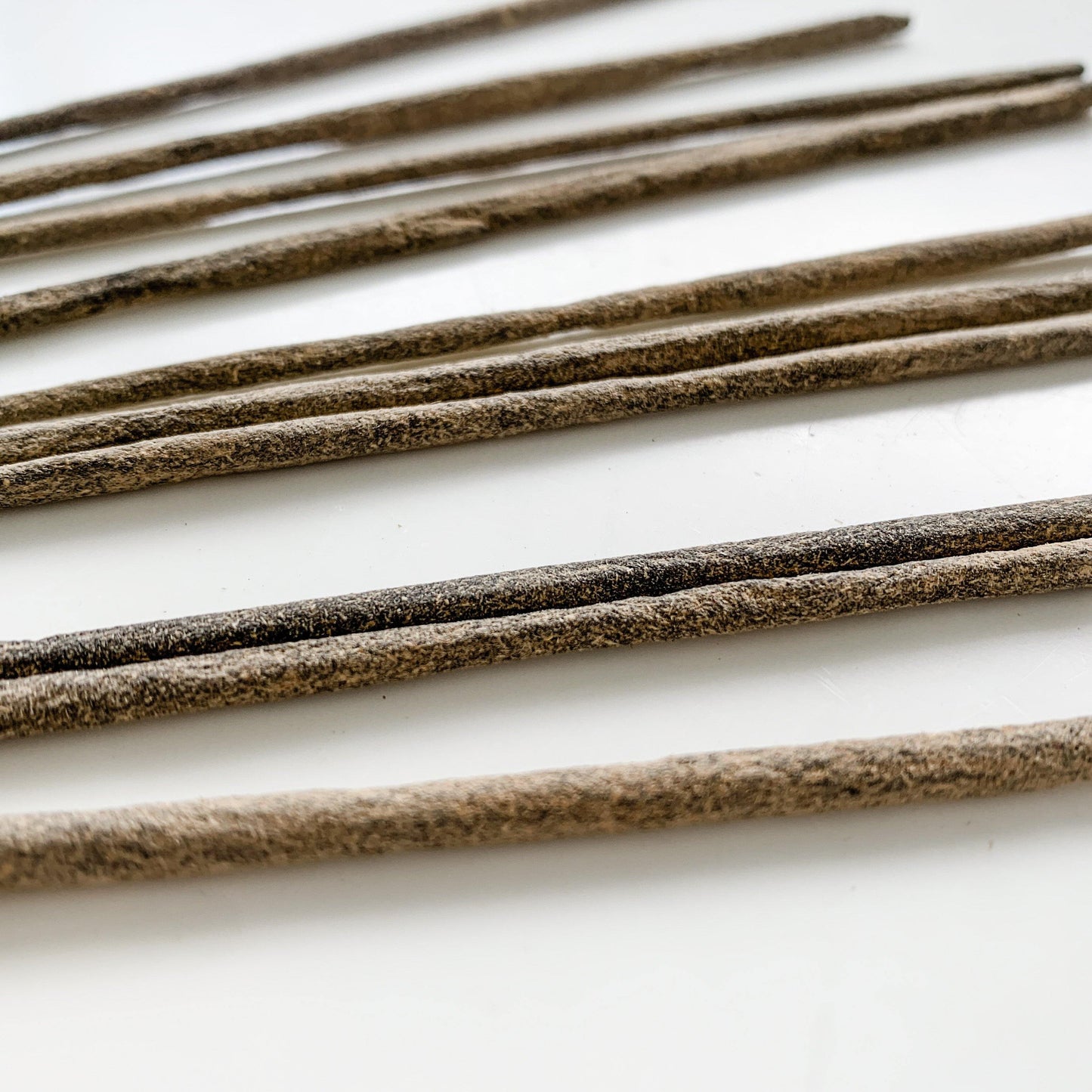 Inciensos de Sándalo - Alhumo Sacred Smokes